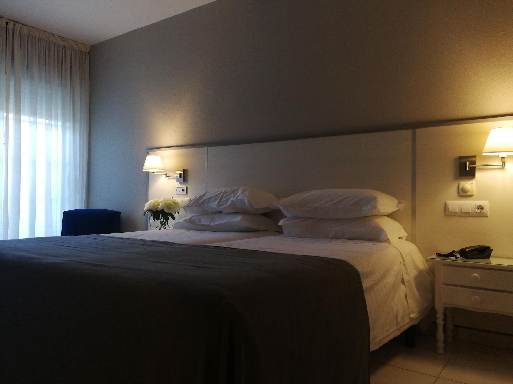 Hotel Ancora Sanxenxo Granxa  Экстерьер фото