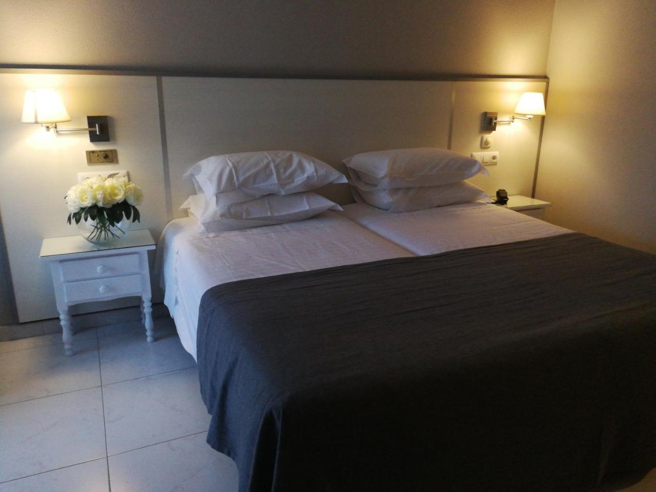 Hotel Ancora Sanxenxo Granxa  Экстерьер фото