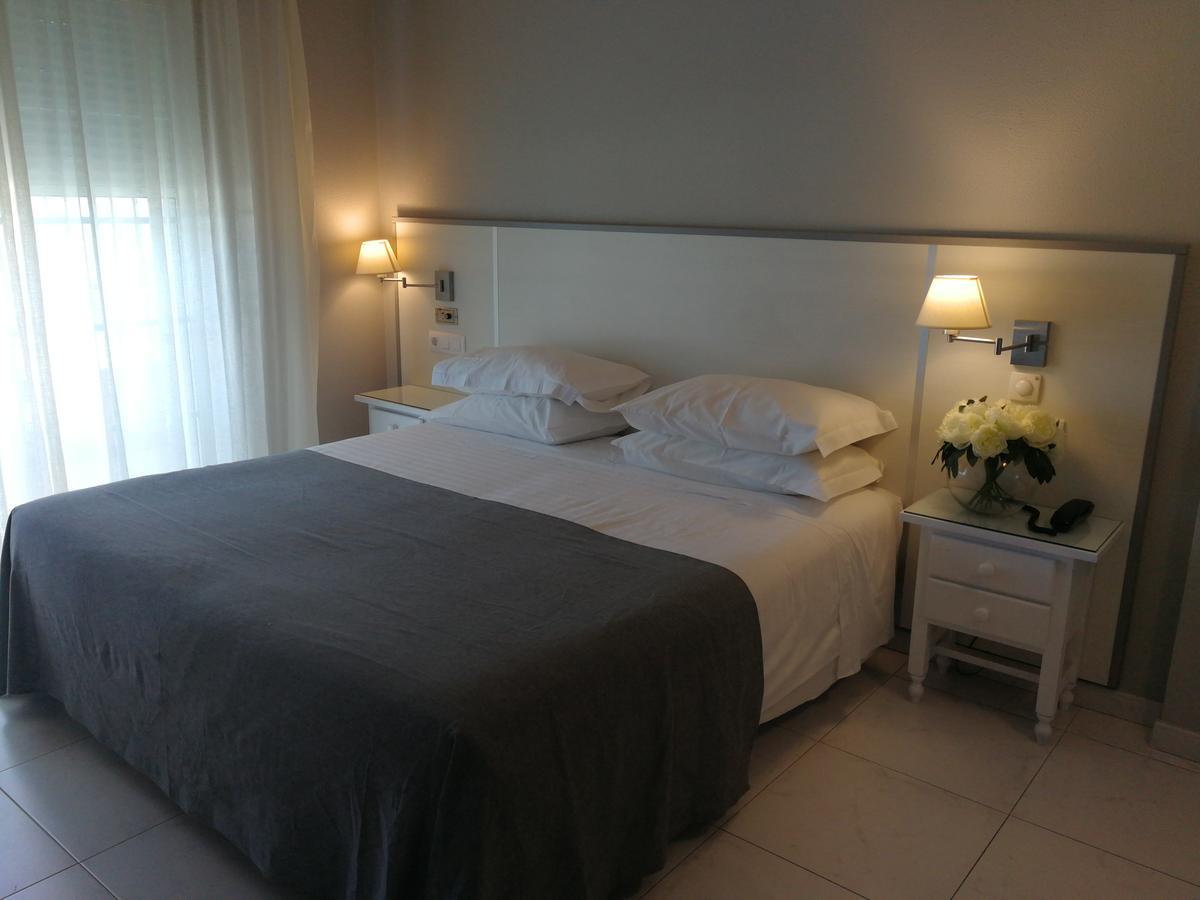 Hotel Ancora Sanxenxo Granxa  Экстерьер фото